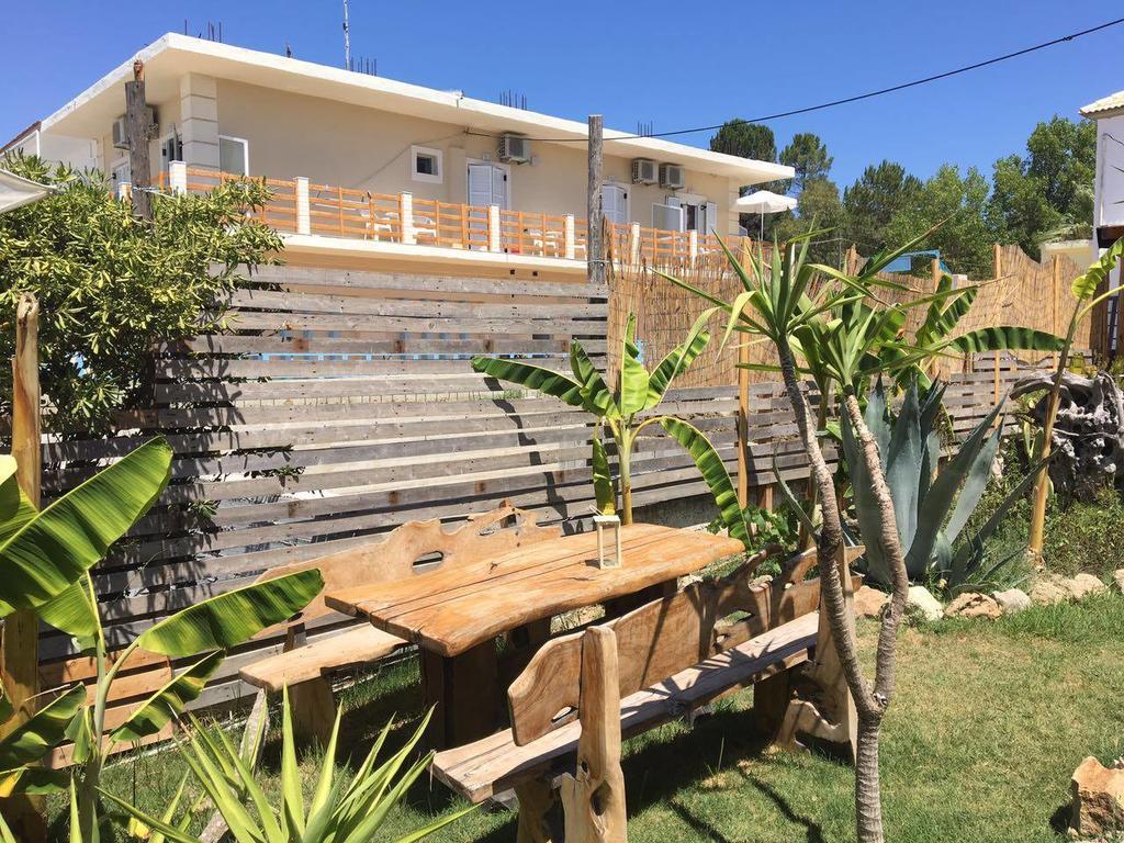 מרטיאס Apartment Alexis Armeno מראה חיצוני תמונה