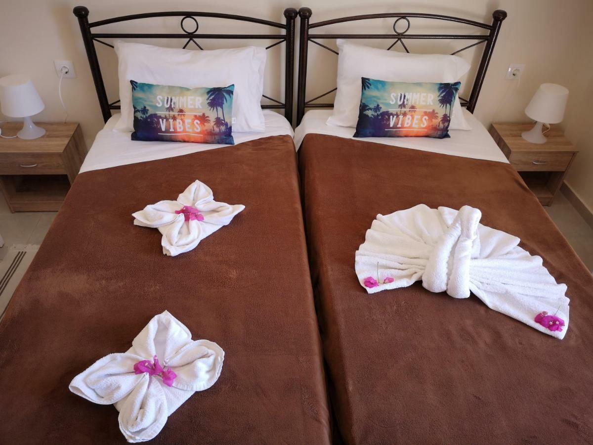 מרטיאס Apartment Alexis Armeno מראה חיצוני תמונה