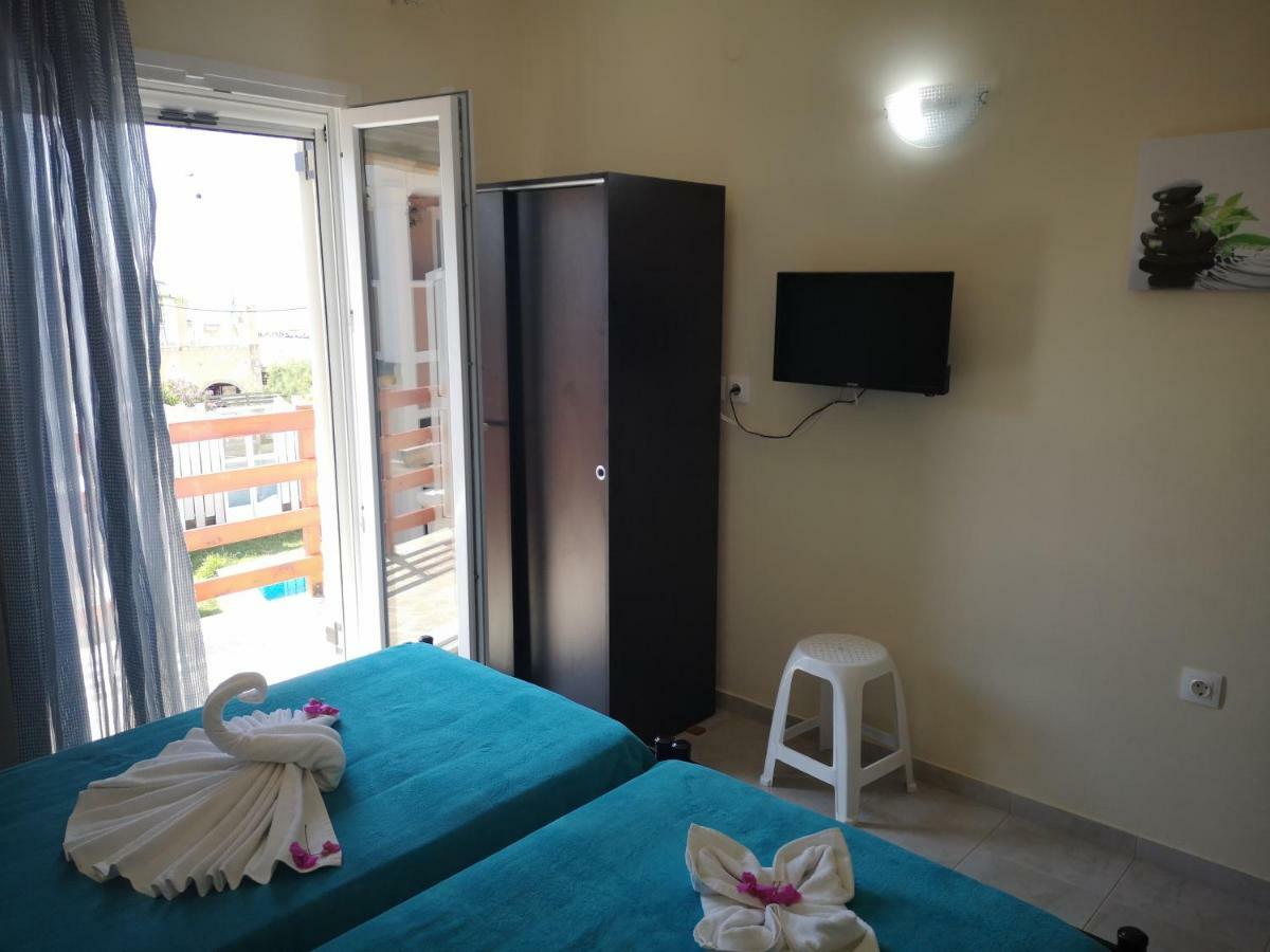 מרטיאס Apartment Alexis Armeno מראה חיצוני תמונה