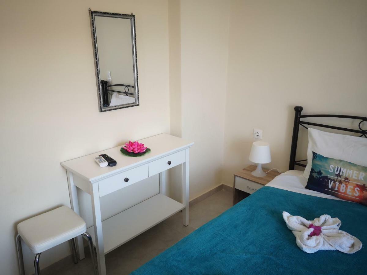 מרטיאס Apartment Alexis Armeno מראה חיצוני תמונה